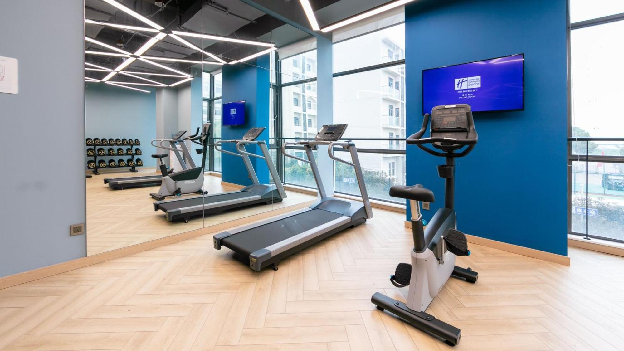 Holiday Inn Express Shanghai Pudong Airport By Ihg Exteriör bild